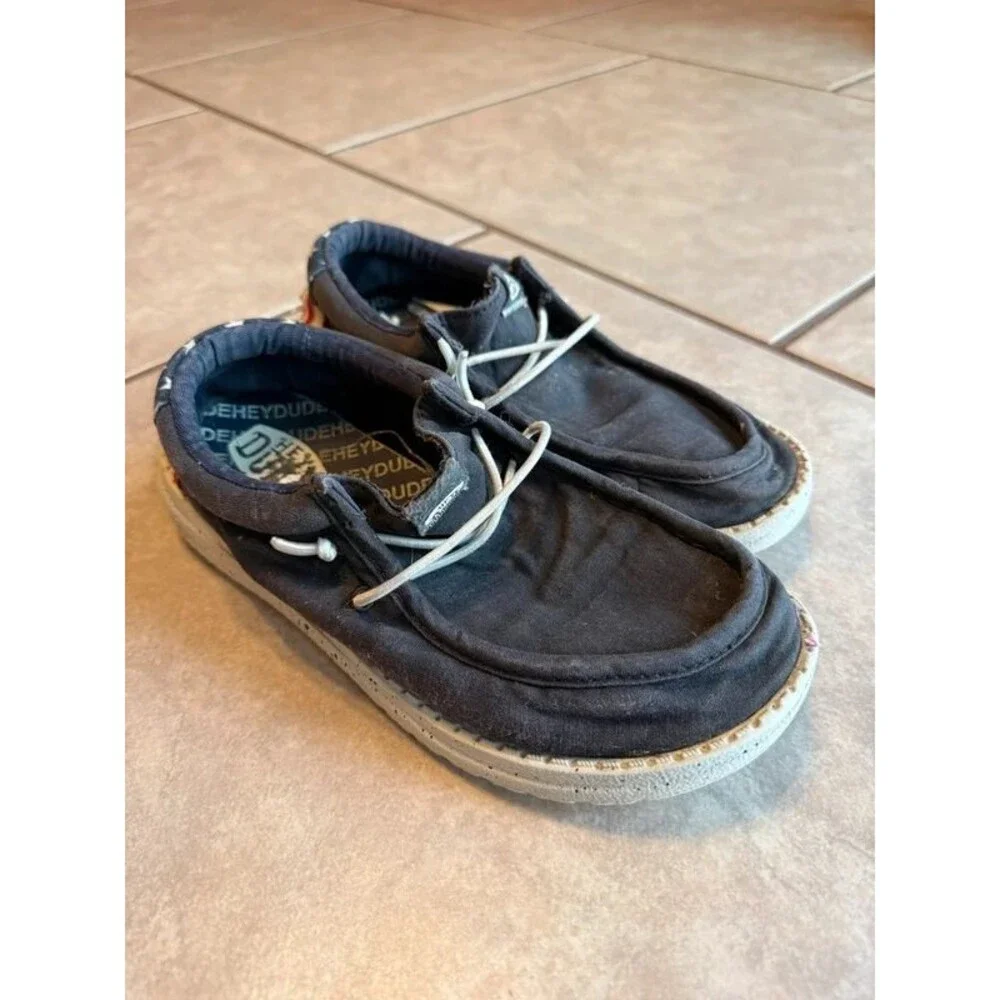 Hey Dude Wally Americana Youth Boys Size 5 US Navy Stars Stripes Canvas Loafers